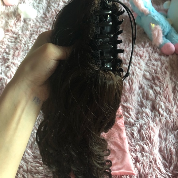 Beautiful pony tail extension. - Picture 5 of 7